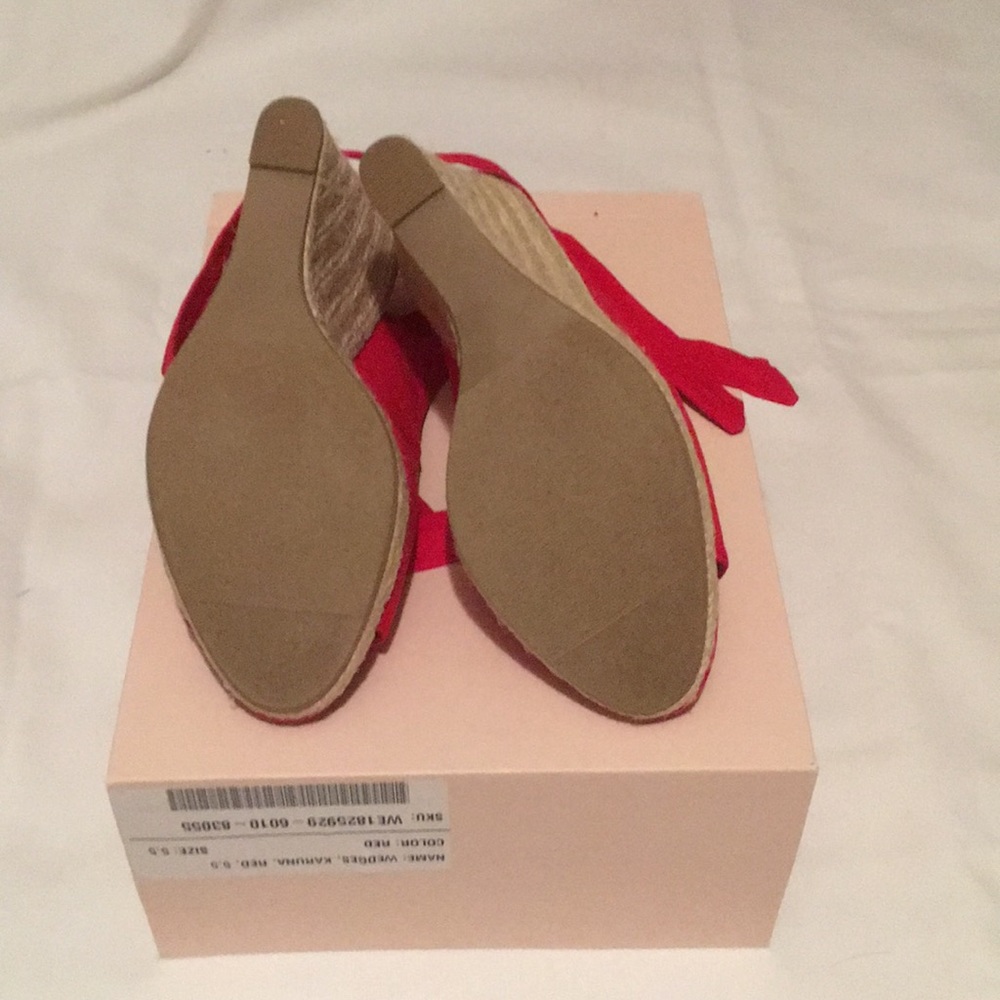 Red wedges - Picture 2 of 2